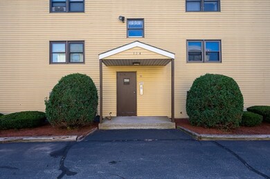 124 Charlton St unit A, Oxford, MA 01540 - photo 2