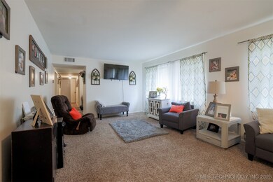 417717 E 1145 Rd, Eufaula, OK 74432 - photo 3