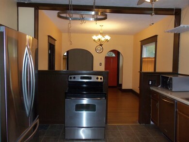 708 N Van Buren St, Auburn, IN 46706 - photo 4