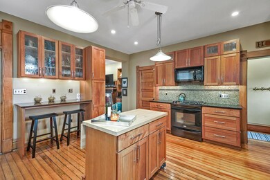 492 E Sycamore St, Columbus, OH 43206 - photo 4