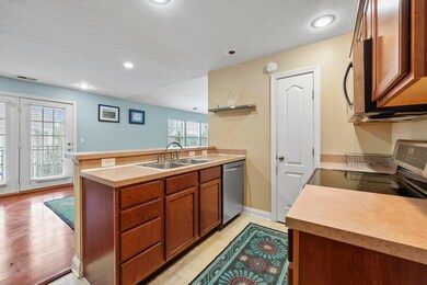 Dinon Kitchen 7