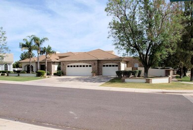 Front View 2 - 8093