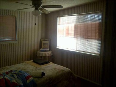 2319 Pittsburg Ave, El Paso, TX 79930 - photo 6