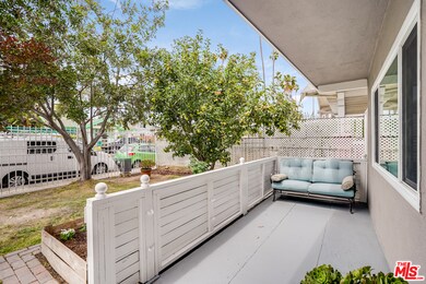 2328 West Blvd, Los Angeles, CA 90016 - photo 4