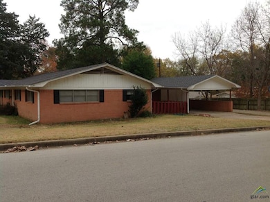 636 Whittle St, Tyler, TX 75701 - photo 4