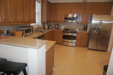 5_Kitchen_Entry View