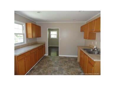 1721 Millerwood Dr, New Albany, IN 47150 - photo 6