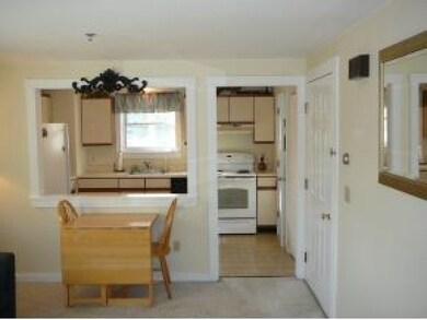 26 Lowell St unit A, Rochester, NH 03867 - photo 2