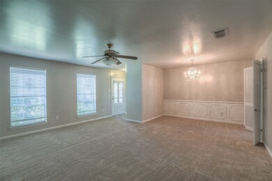 10340 Briar Forest Dr unit 30, Houston, TX 77042 - photo 3