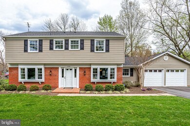 4105 Minstrell Ln, Fairfax, VA 22033 - photo 2