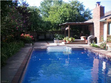 NORTH VIEW OF SPARKLING POOL WITH BRAND NEW LINER