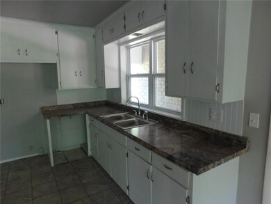 2123 S Laverne Ave, Fayetteville, AR 72701 - photo 5