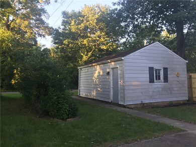 916 W 3rd St, Anderson, IN 46016 - photo 4