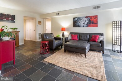 8605 Village Way unit D, Alexandria, VA 22309 - photo 5