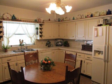 Spacious kitchen