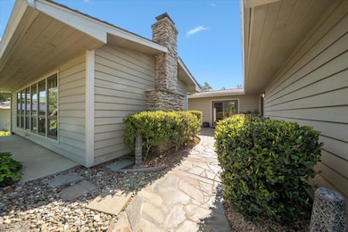 15907 Cindee Ln, Redding, CA 96001 - photo 3