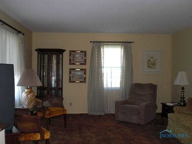 3043 Eastbrook Dr, Toledo, OH 43613 - photo 3