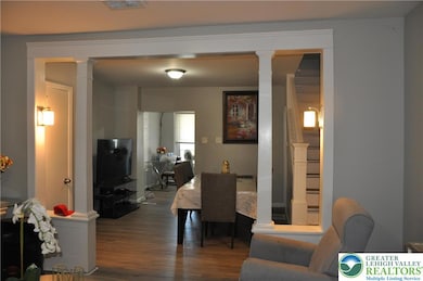 939 S Filmore St, Allentown, PA 18103 - photo 5