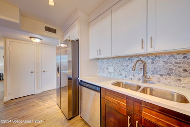 kitchen with tile backsplash (3)