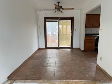 918 W Reid Ave, North Platte, NE 69101 - photo 4