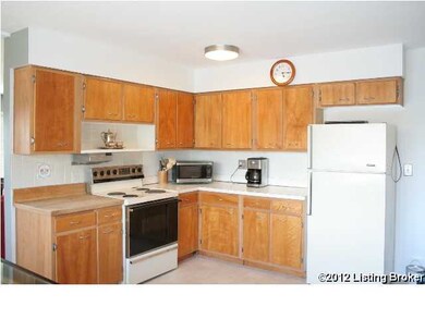 unlisted-address, Louisville, KY 40229 - photo 3