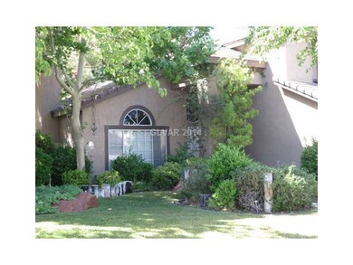 Facade/Exterior Front. Front Yard