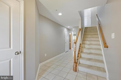 6546 Newton Dr, Frederick, MD 21703 - photo 3