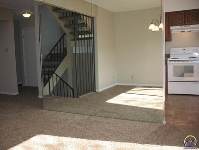 4515 SW 33rd Terrace, Topeka, KS 66614 - photo 6