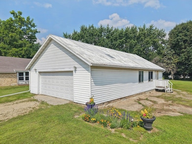 616 N Main St, Cottage Grove, WI 53527 - photo 6