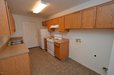 3516 E Monte Vista Dr unit 2, Tucson, AZ 85716 - photo 3