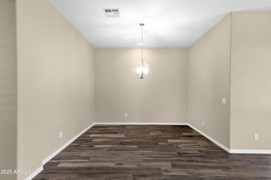 6-web-or-mls-4735-e-azalea-dr