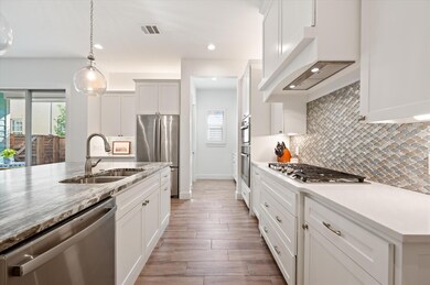 8816 Vermillion St, North Richland Hills, TX 76180 - photo 3