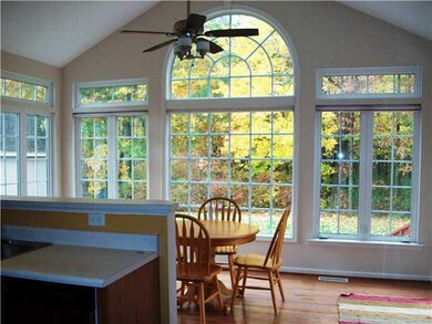 7276 Wilrose Ct, North Tonawanda, NY 14120 - photo 5