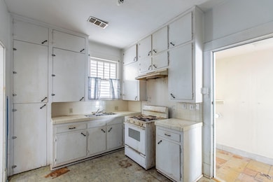 4314 Avenue Q, Galveston, TX 77550 - photo 7