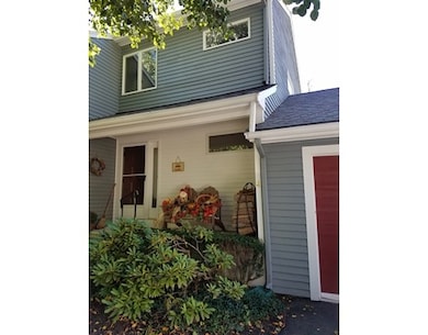 73 Spring St unit 4, Medfield, MA 02052 - photo 2