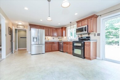 25 Freedom Way, Lowell, MA 01854 - photo 5