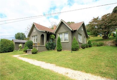 Ample Level Yard Space!