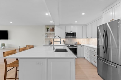 1825 Tarpon Ln unit H103, Vero Beach, FL 32960 - photo 3