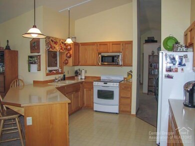 61253 King Zedekiah Ave, Bend, OR 97702 - photo 7