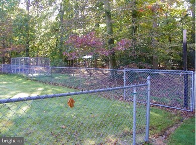 3714 Patuxent River Rd, Davidsonville, MD 21035 - photo 4