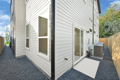 327 Tite St unit B, Houston, TX 77029 - photo 5