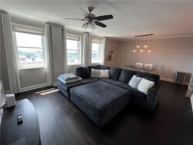 Open, Spacious Living Room