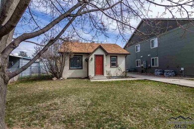 608 S Fern St, Nampa, ID 83686 - photo 3