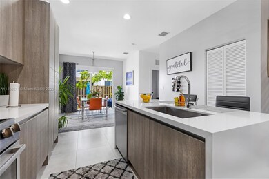 10281 NW 72nd St, Doral, FL 33178 - photo 5