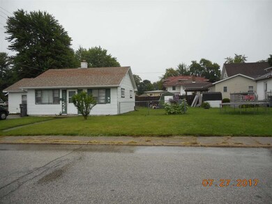 203 N Elm St, Nappanee, IN 46550 - photo 3