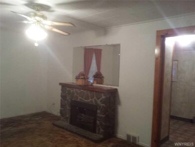 Living Room. Large living area to enjoy them cold 