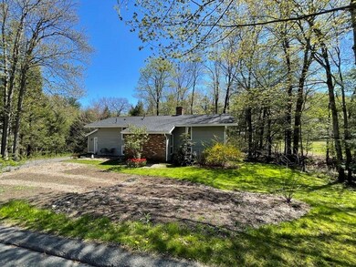 5 Laurel St, Buckland, MA 01338 - photo 2