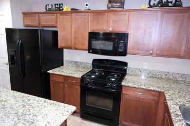 4 Kitchen_4610