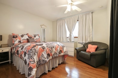 5820 W Maple Ave, Berkeley, IL 60163 - photo 7