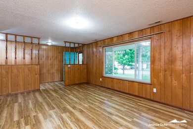 105 N Border St, Prairie Grove, AR 72753 - photo 3